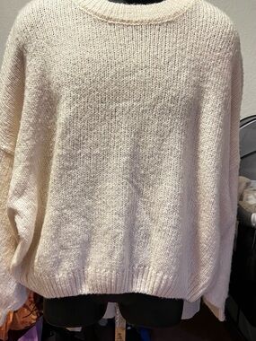 NWT Pink Rose Women’s Cream Knit Crewneck Sweater - oversized